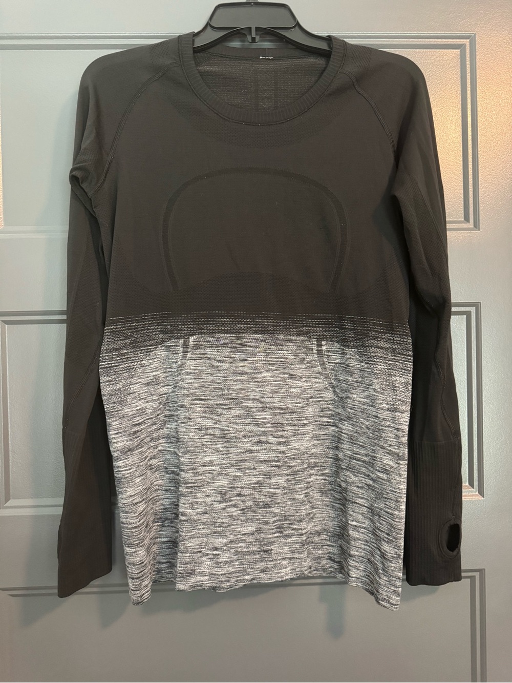 lululemon athletica Long Sleeve Two-Tone Black and Gray Seamless Top